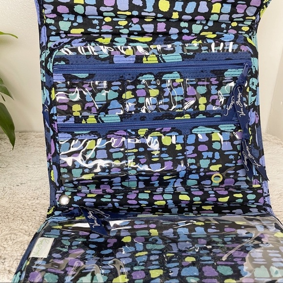 Vera Bradley Fabric tri-flap Blue and Purple Travel Organizer - Picture 5 of 10